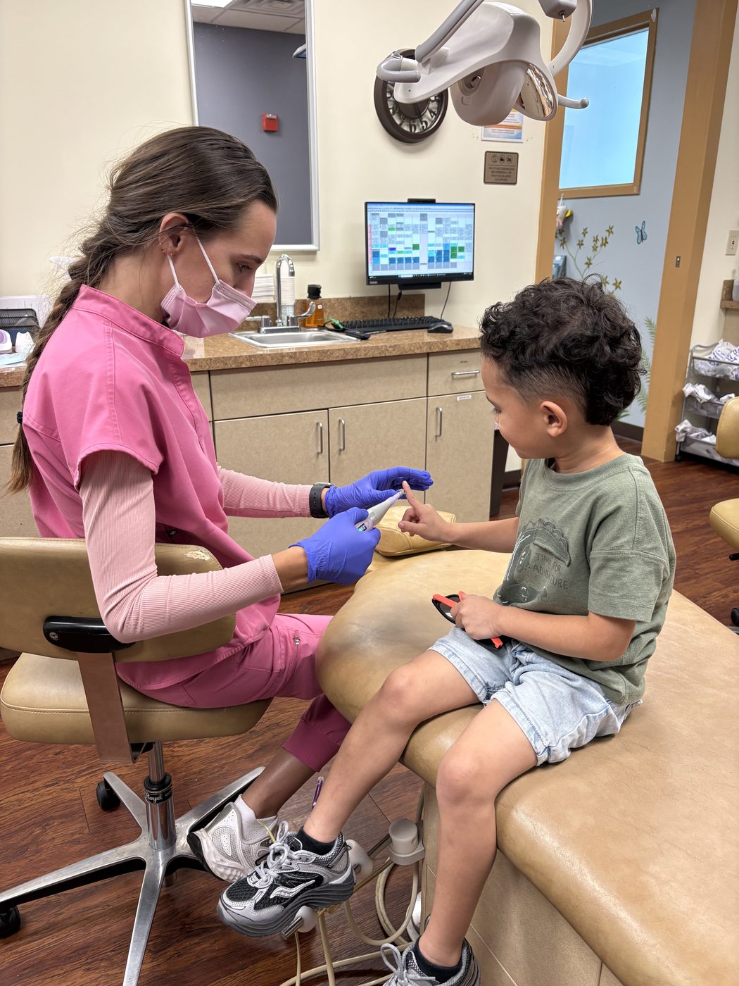 Pediatric dental emergency care for kids